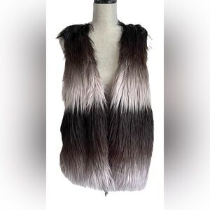 Tart Collections Ombré Faux Fur Women’s Vest Medium Excellent Conditions